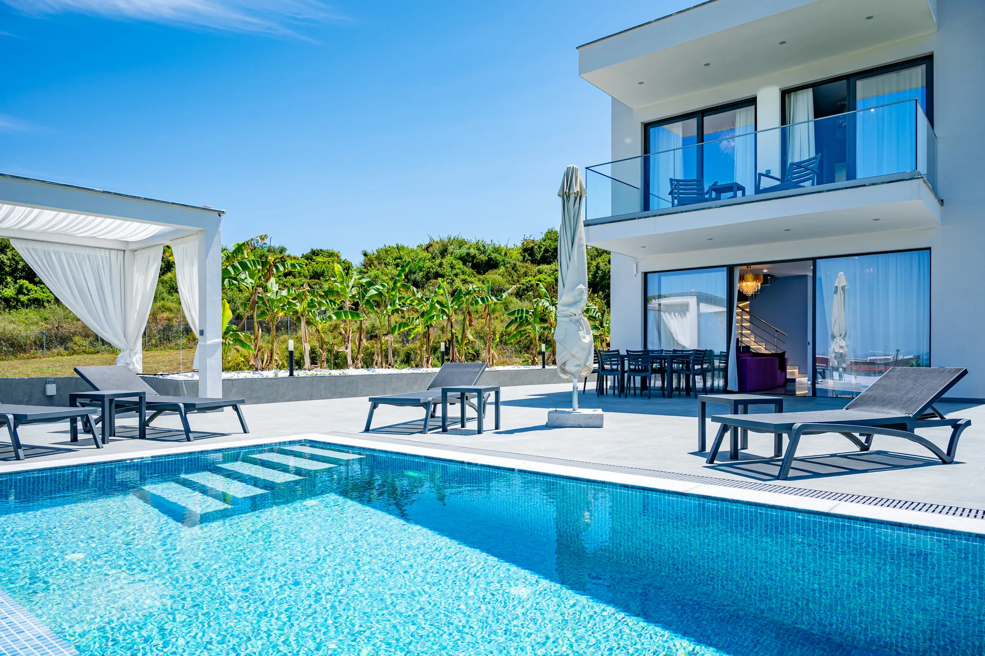Continent Villas - Villa City